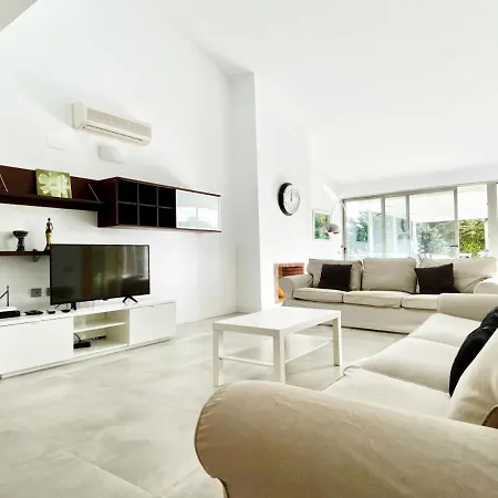 Almadrava Stunning 5bedroom With Air-conditioning & Private Swimming Pool Calafat