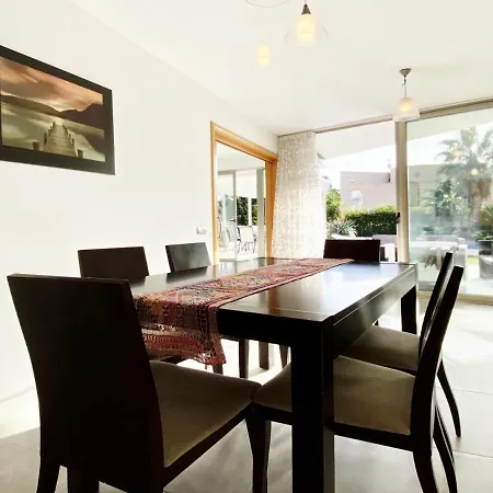 Almadrava Stunning 5bedroom With Air-conditioning & Private Swimming Pool