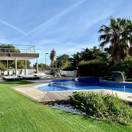 Almadrava Stunning 5bedroom With Air-conditioning & Private Swimming Pool Villa *